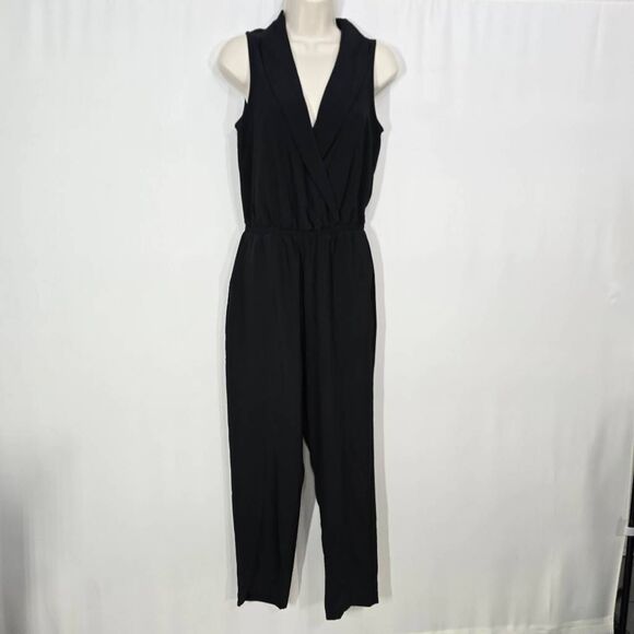 Evereve Black Teagan Jumpsuit V-neck Sleeveless Pockets Small